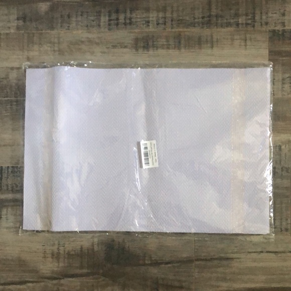 PVC Vinyl Table Mats, Set of 6 - Picture 3 of 3